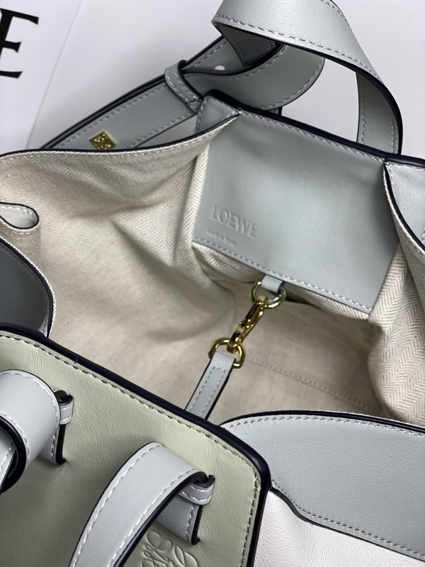 Loewe 230 7