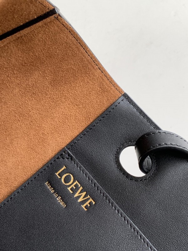 Loewe 243 7