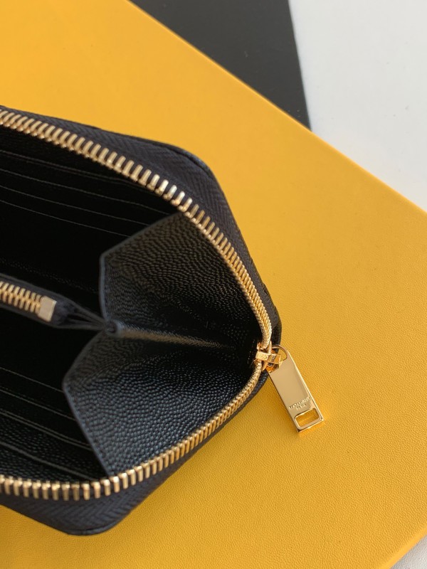 YSL 029 7