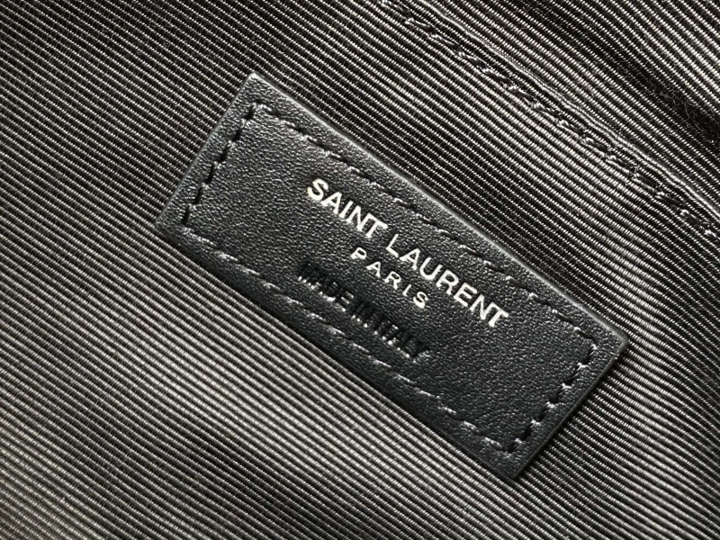 YSL 046 7