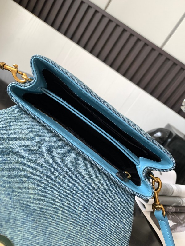 YSL 082 7