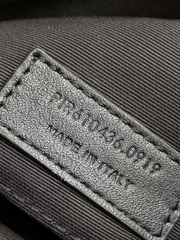 YSL 117 7