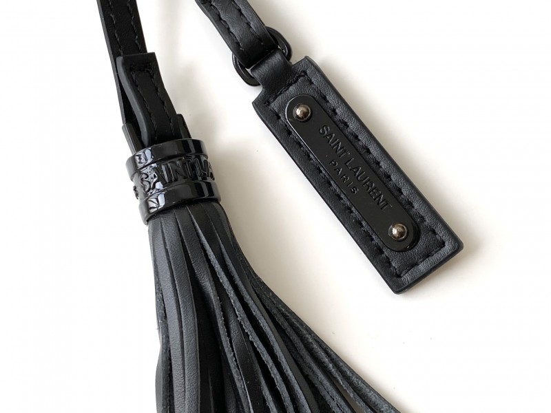 YSL 127 7