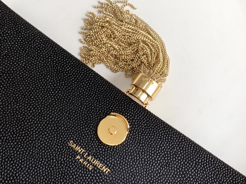YSL 130 7