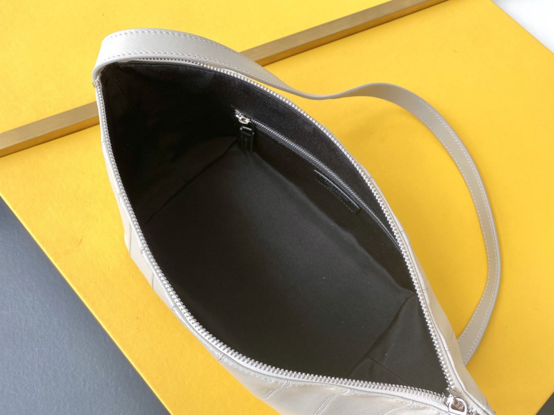 YSL 149 7