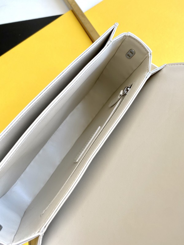 YSL 457 7