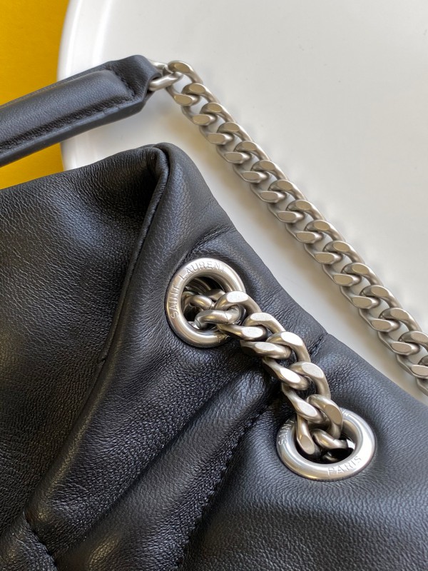 YSL 460 7