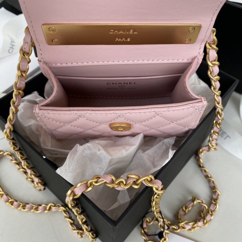 Chanel 101 7