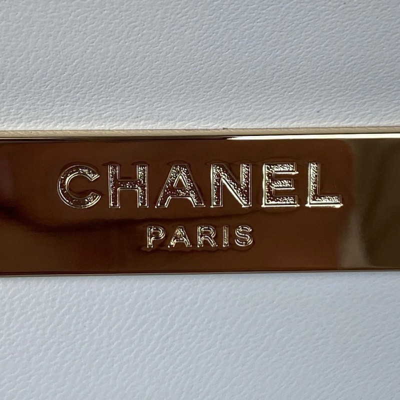 Chanel 219 7