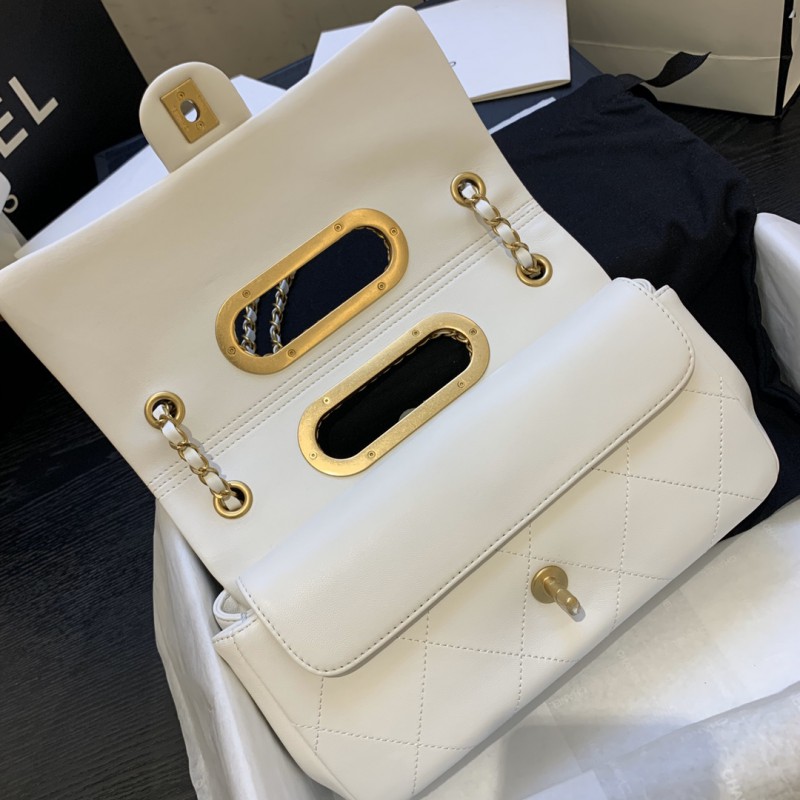 Chanel 272 7