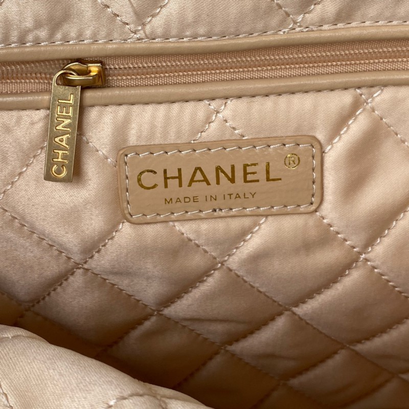 Chanel 588 7