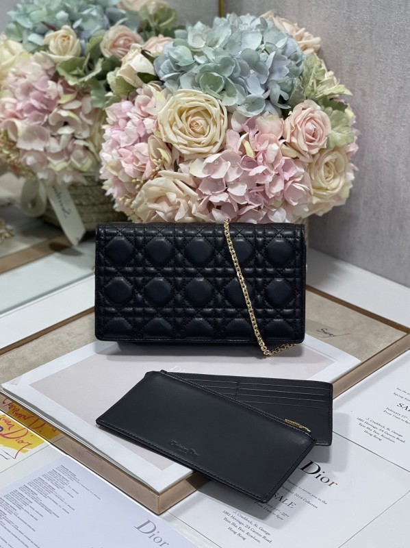Dior 077 8