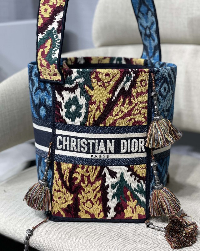 Dior 132 8