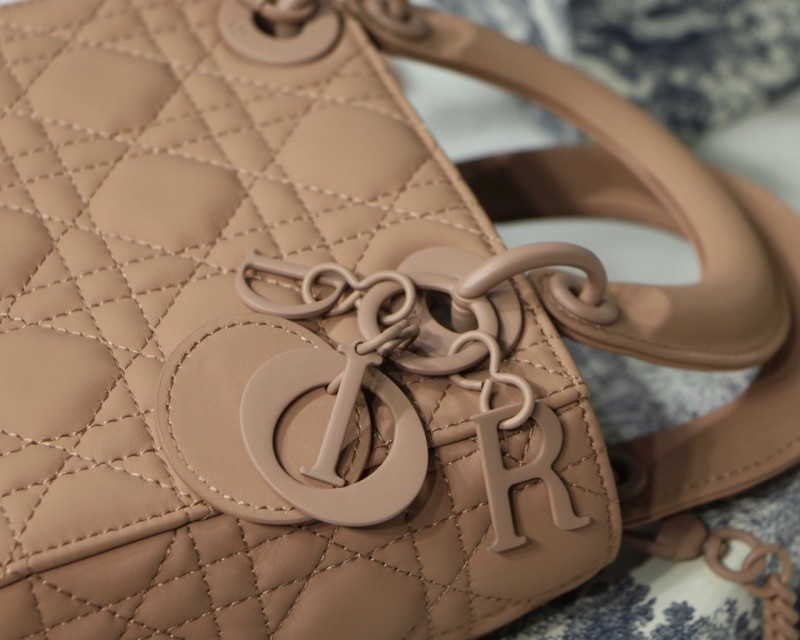 Dior 150 8