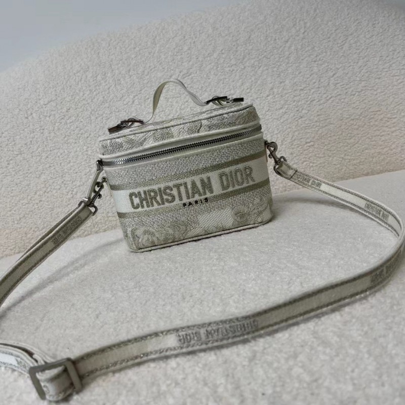 Dior 170 8
