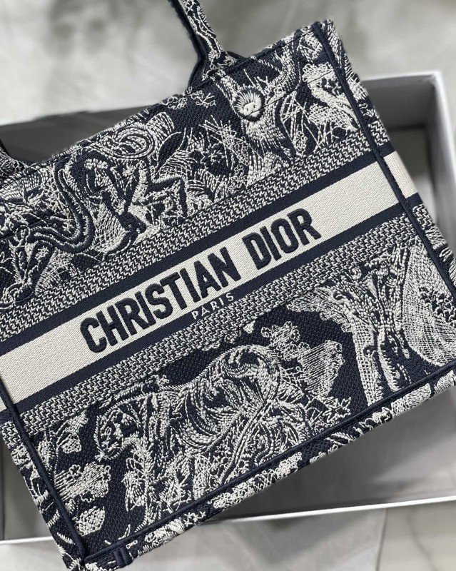 Dior 185 8