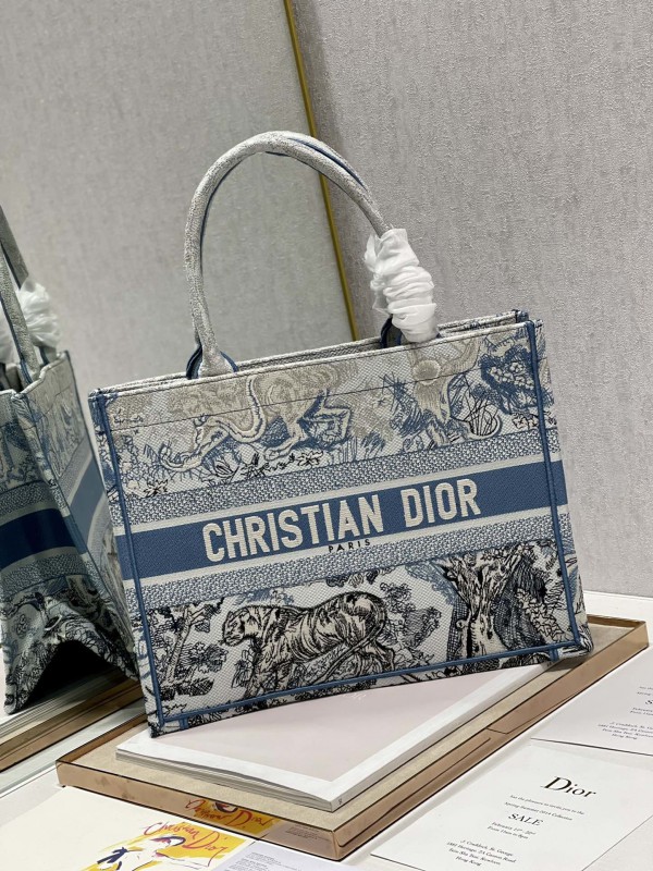 Dior 204 8