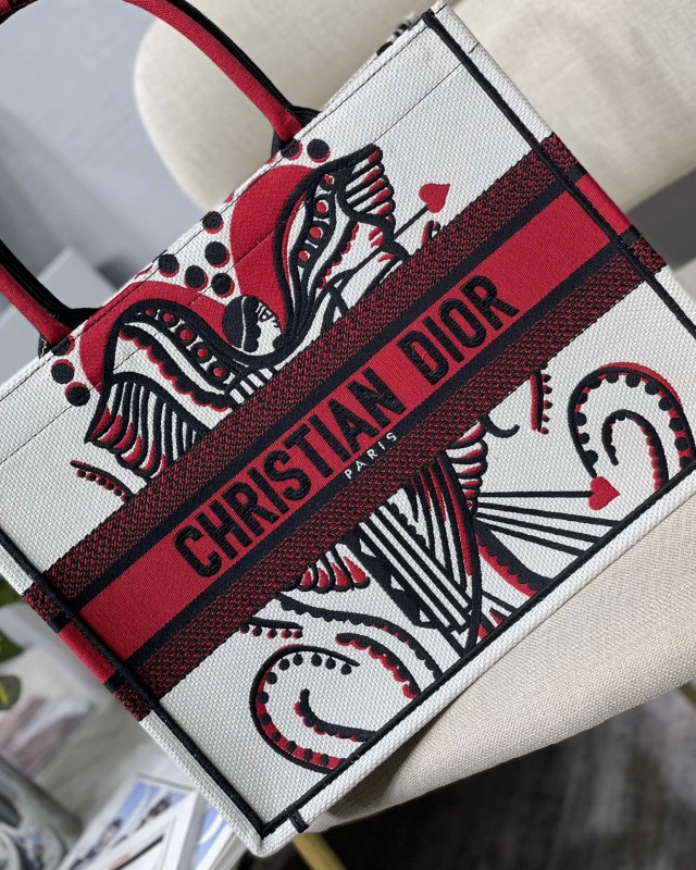 Dior 214 8