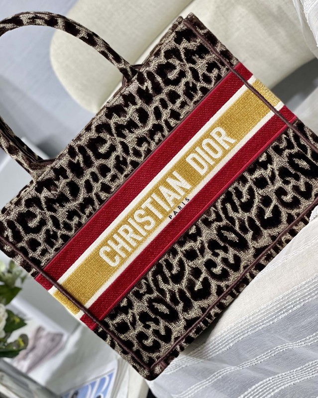 Dior 224 8