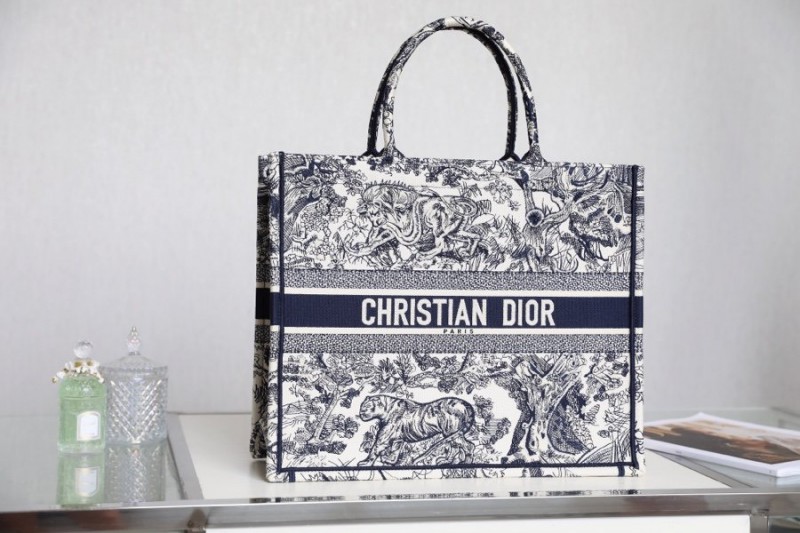 Dior 228 8