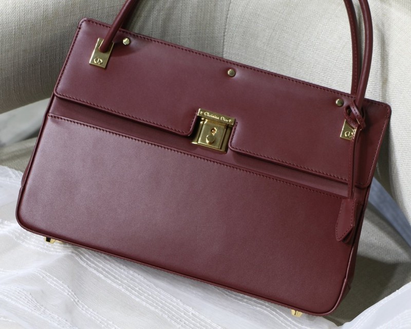 Dior 233 8