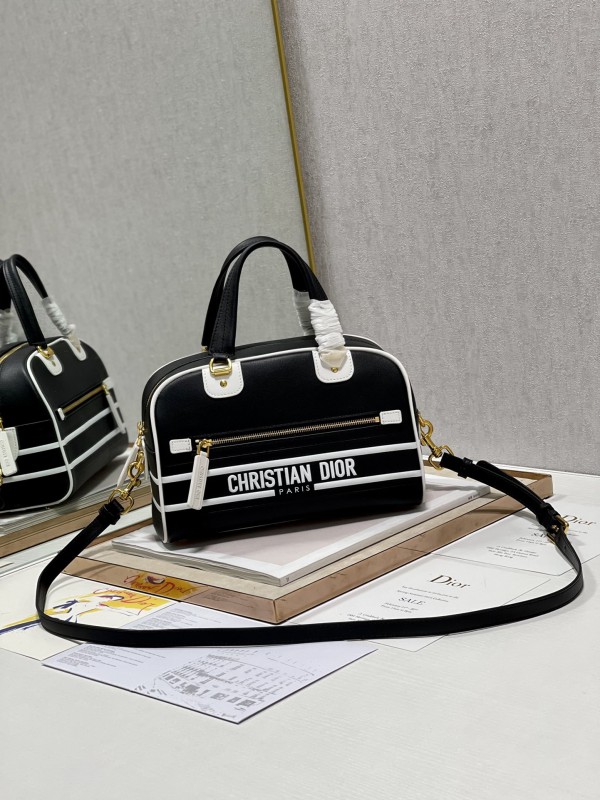Dior 244 8