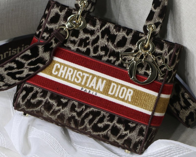 Dior 268 8