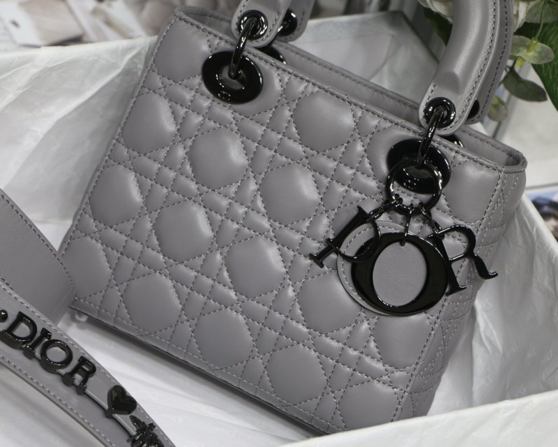 Dior 281 8