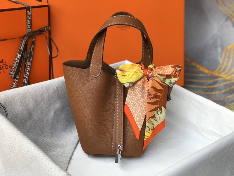 Hermes 022 8