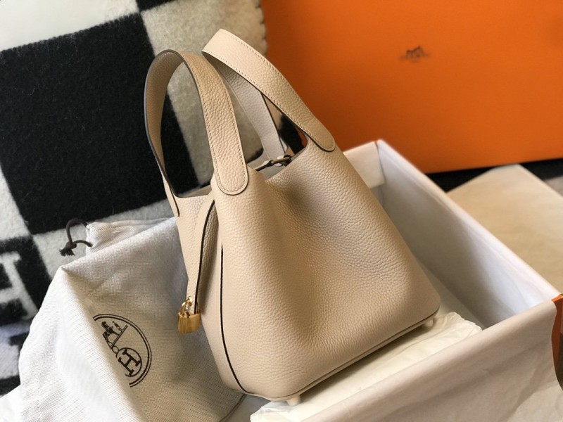 Hermes 026 8