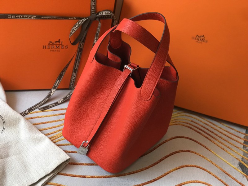 Hermes 032 8