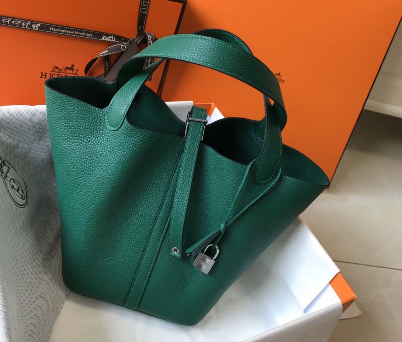 Hermes 047 8