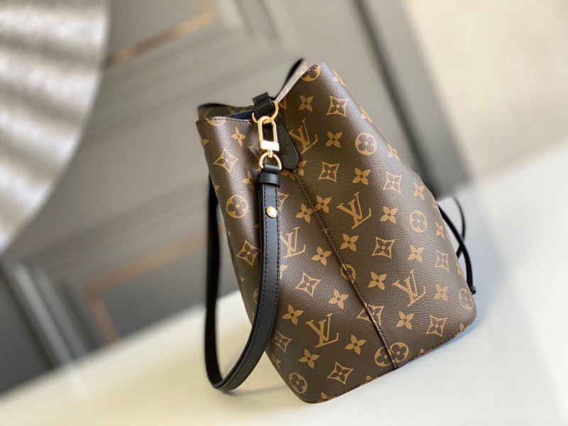 LV 035 8