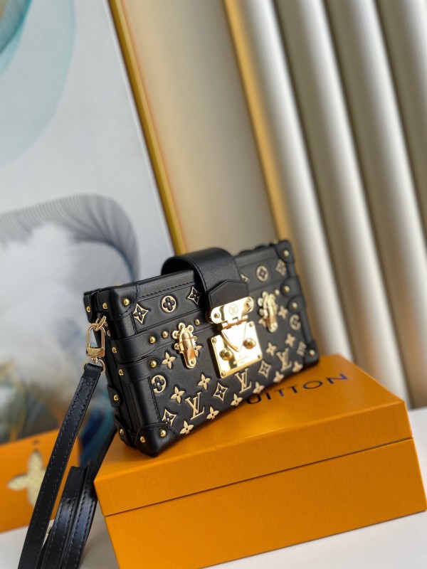 LV 092 8