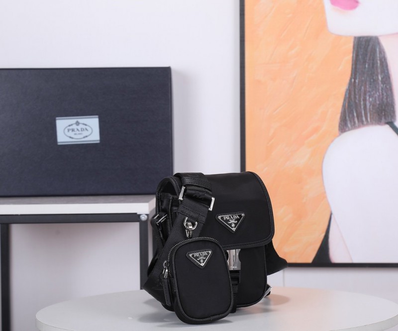 Prada 008 8