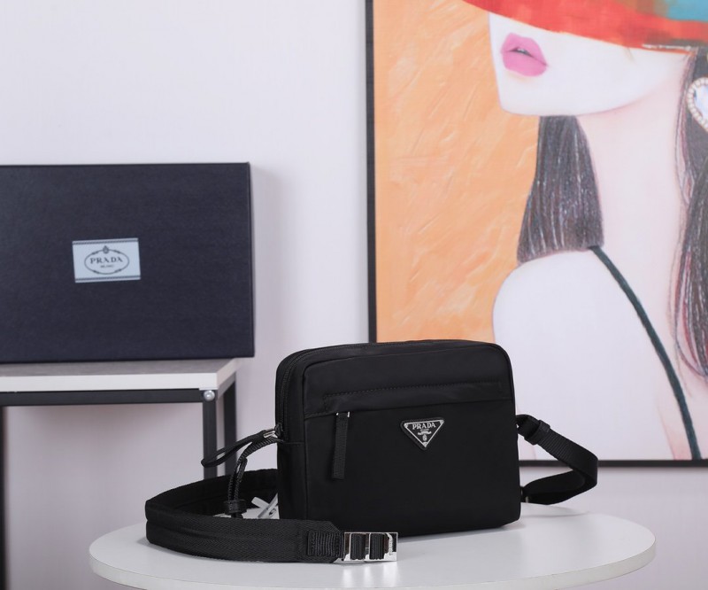 Prada 030 8
