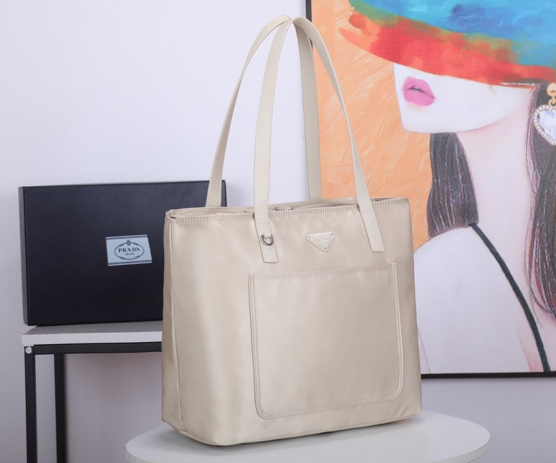 Prada 036 8