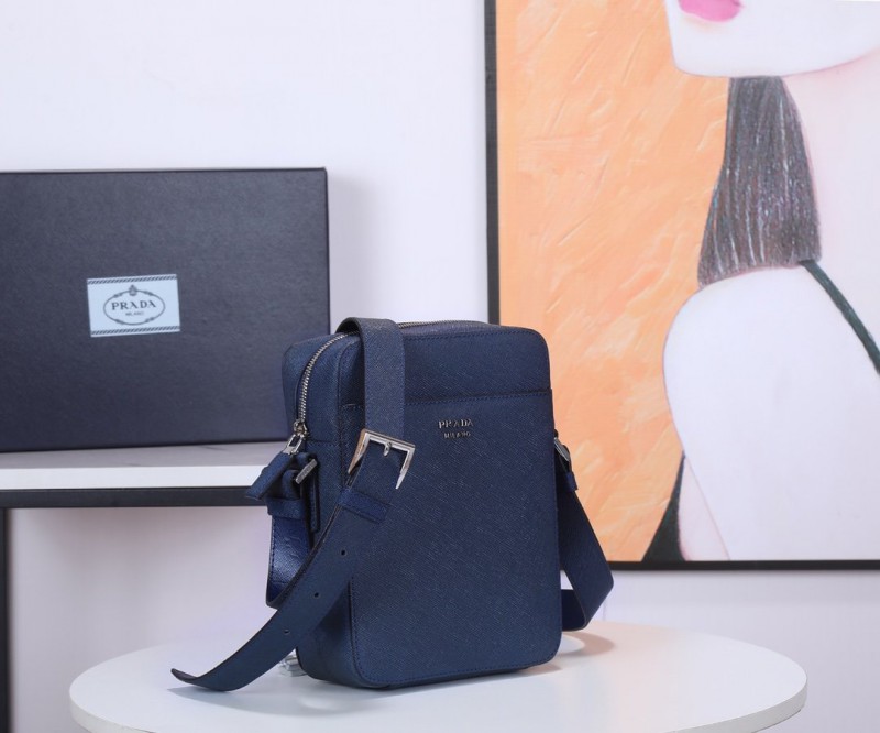 Prada 049 8