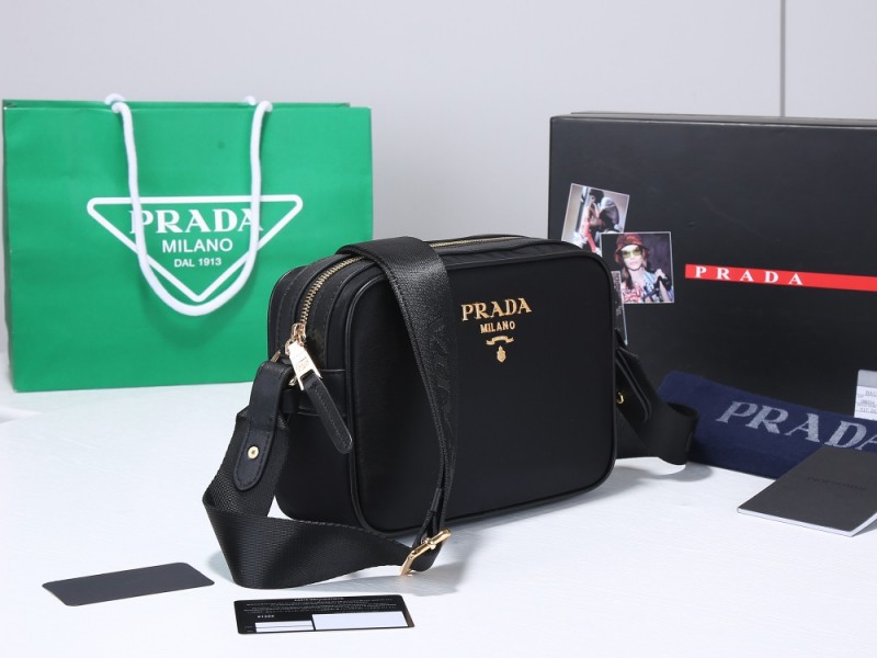 Prada 061 8