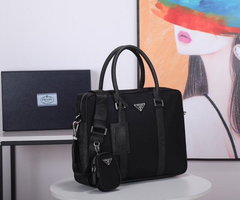 Prada 107 8