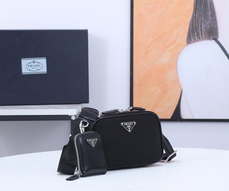 Prada 140 8