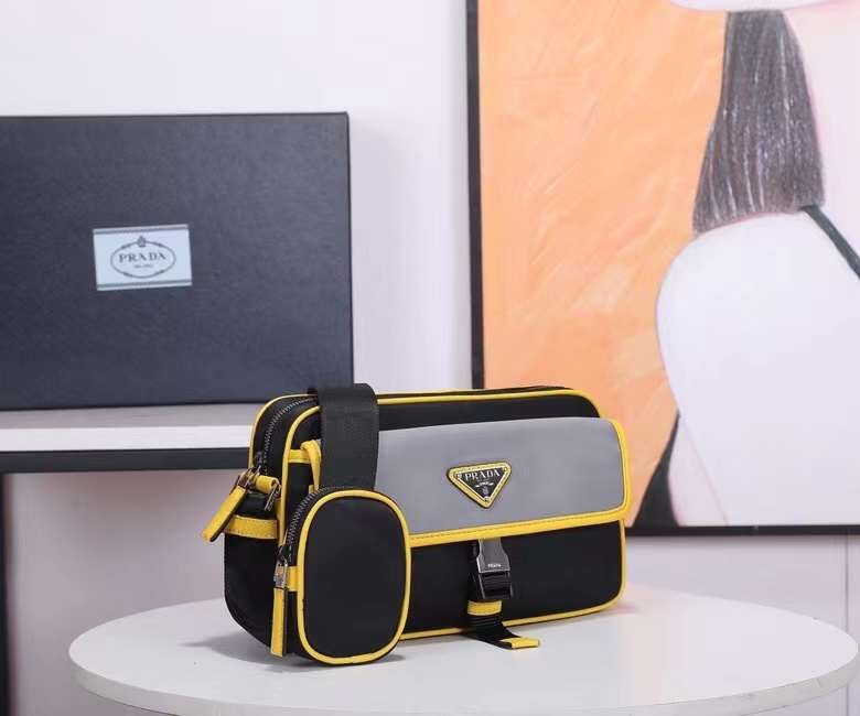 Prada 162 8