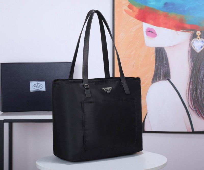 Prada 176 8