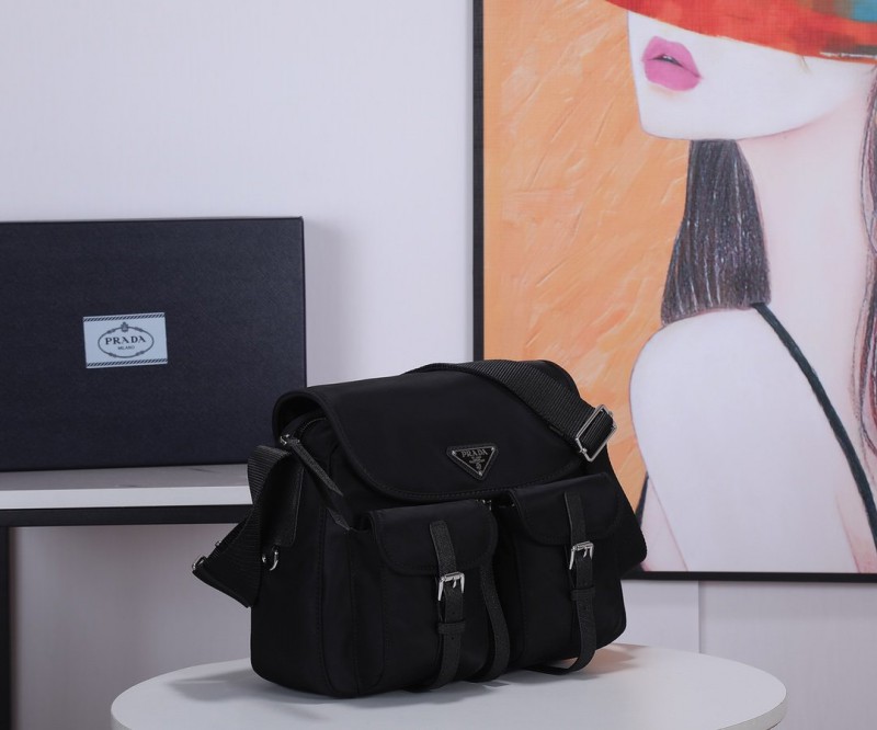 Prada 180 8
