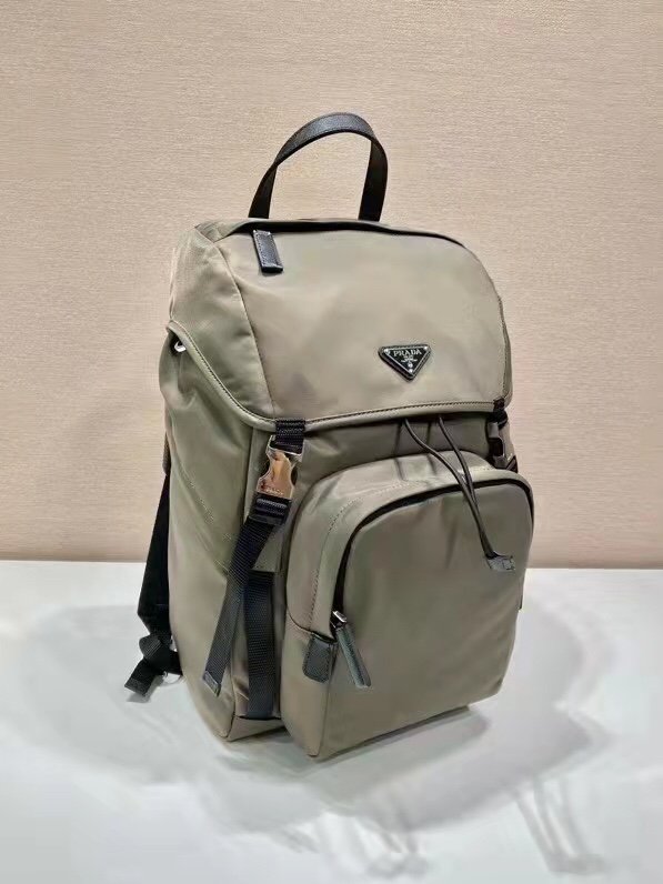 Prada 218 8