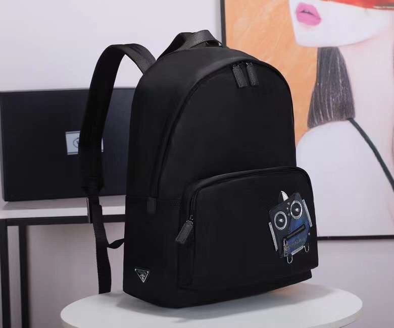 Prada 226 8