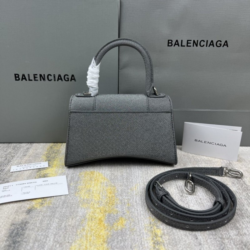 Balenciaga 117 8