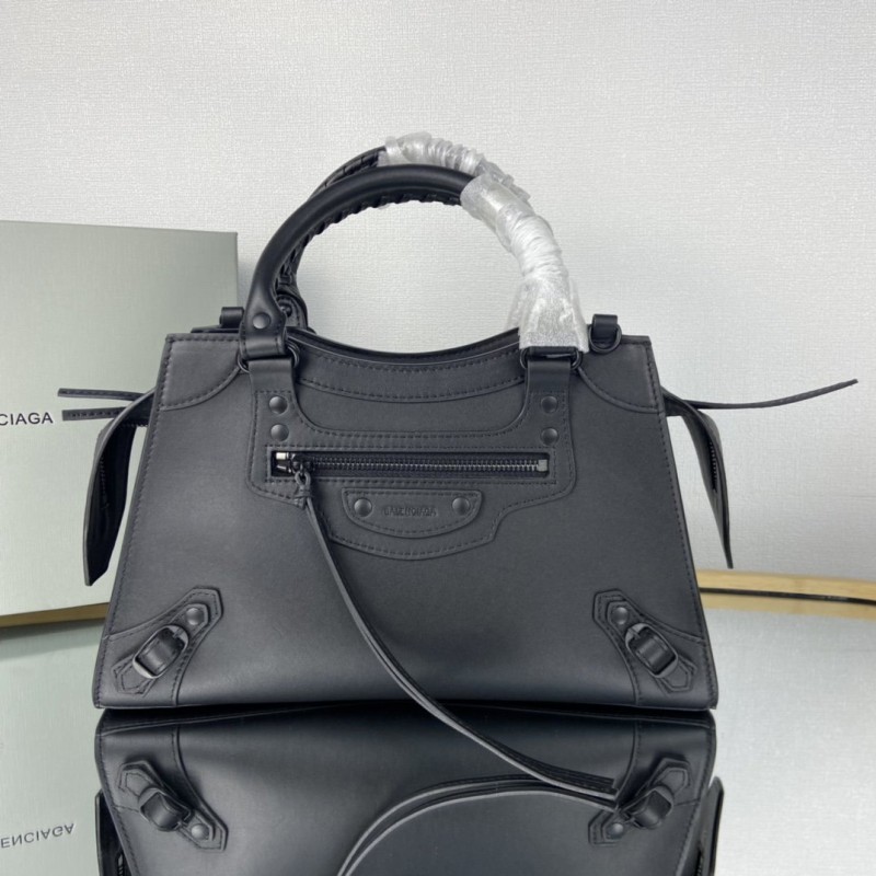 Balenciaga 120 8