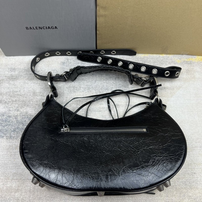 Balenciaga 146 8