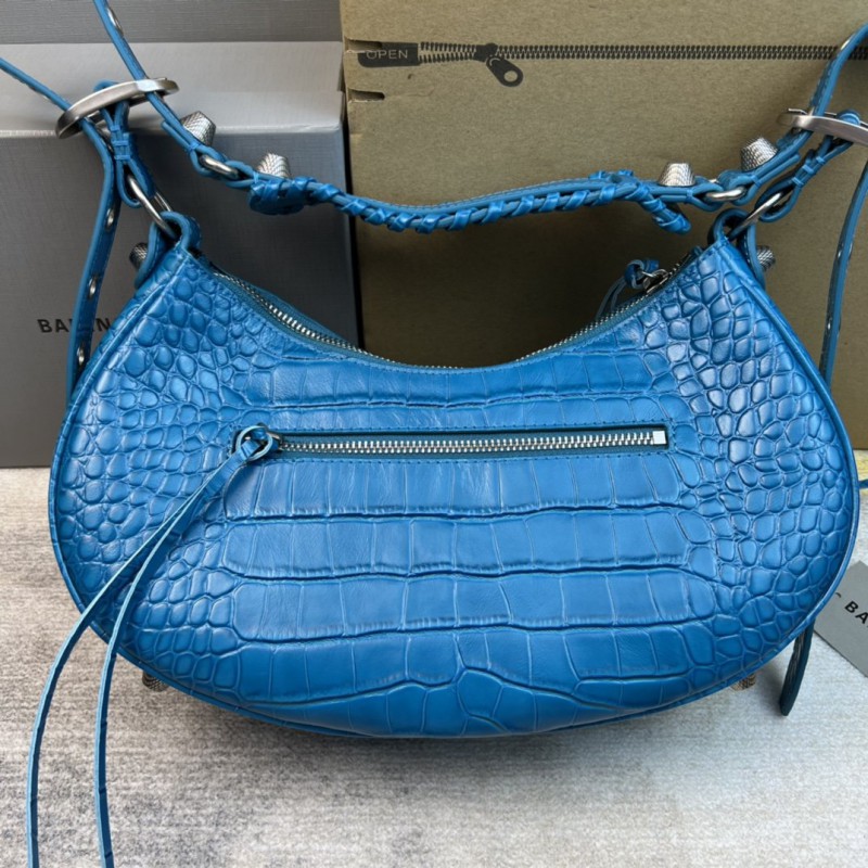 Balenciaga 151 8